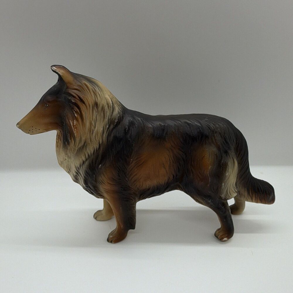 Vintage Lassie Dog Figurine Matte Plastic Made in Hong Kong No. 101